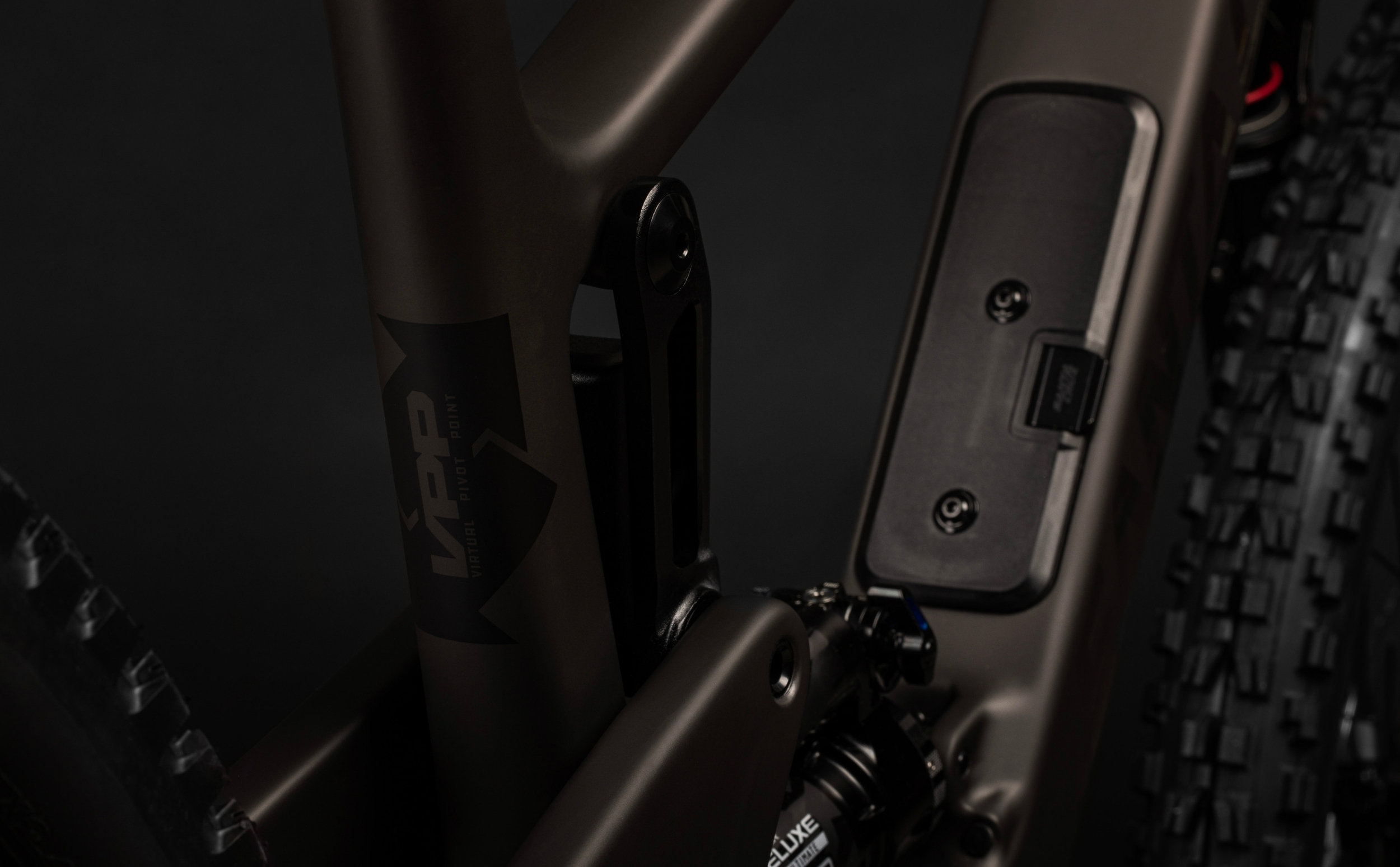 Santa Cruz Bronson 4 Carbon C S-Kit 2024 Details