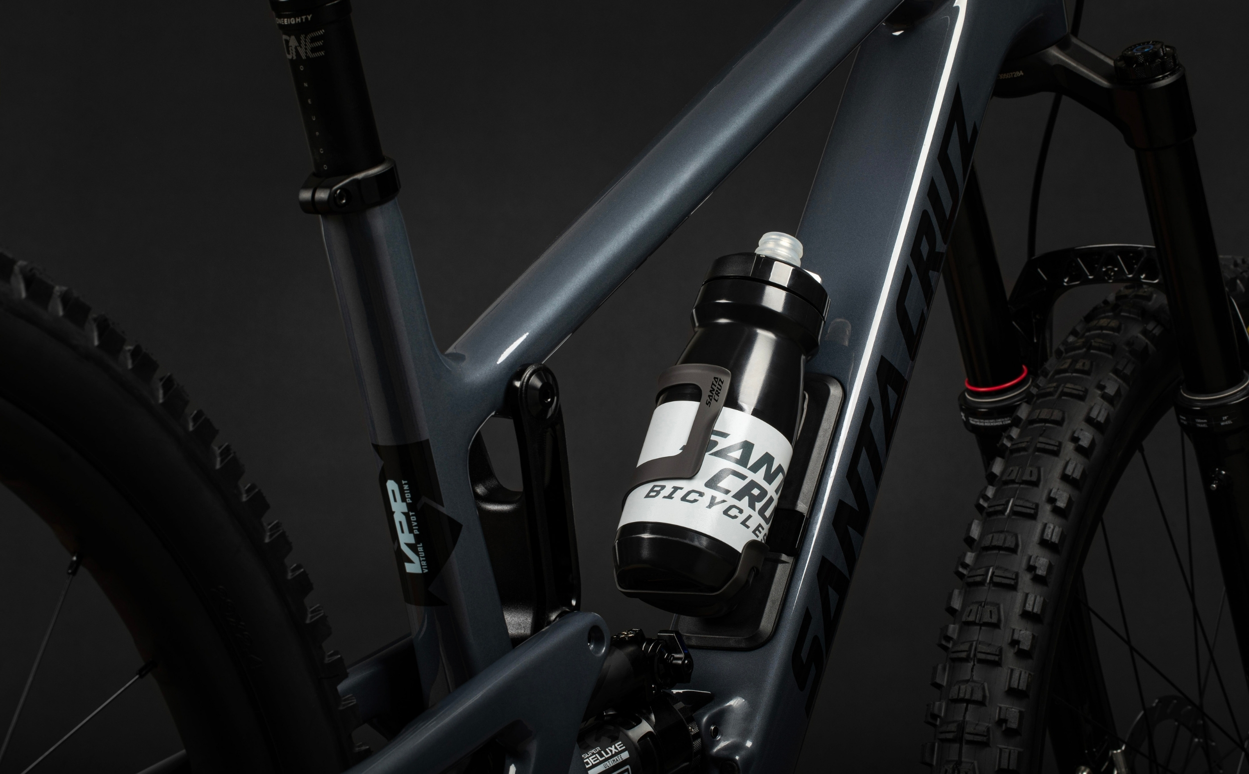 Santa Cruz Hightower 3 Carbon C S-Kit Details